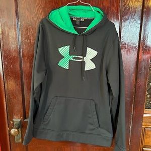 Under Armour sweatshirt